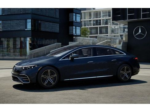 Used 2023 Mercedes-Benz EQS 580 4MATIC Sedan image 37