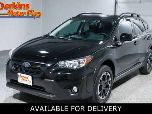 Used 2023 Subaru Crosstrek 2.0i Premium AWD/4WD image 1
