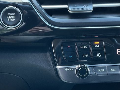 Used 2025 Kia Seltos S image 34