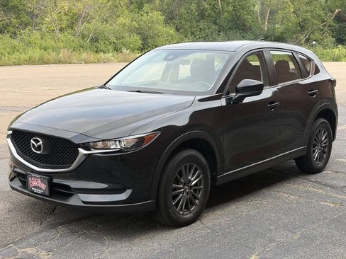 Used 2019 MAZDA CX-5 Sport AWD/4WD image 3