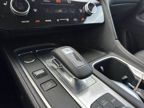 Used 2025 INFINITI QX60 Pure FWD image 23