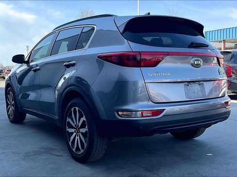 Used 2019 Kia Sportage EX w/ Option Group 040 image 4