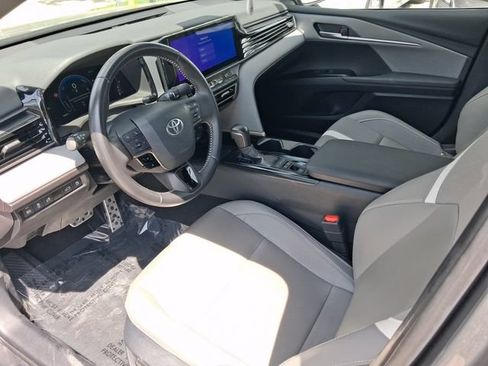 Used 2025 Toyota Camry SE w/ Multimedia Upgrade Package FWD image 11