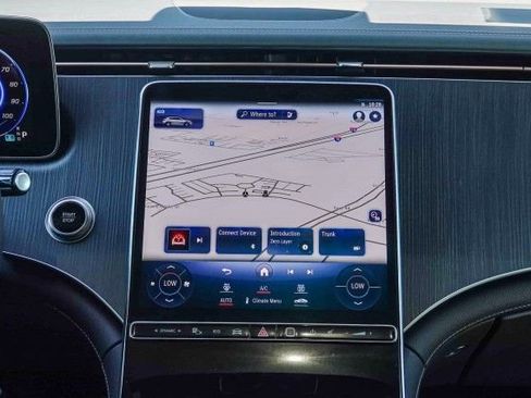 Used 2023 Mercedes-Benz EQE 500 4MATIC SUV image 13