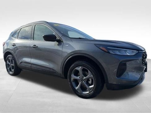 Used 2025 Ford Escape ST-Line image 10