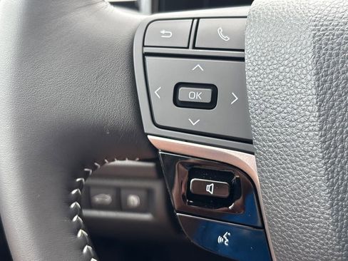 New 2026 Toyota Camry SE FWD image 22