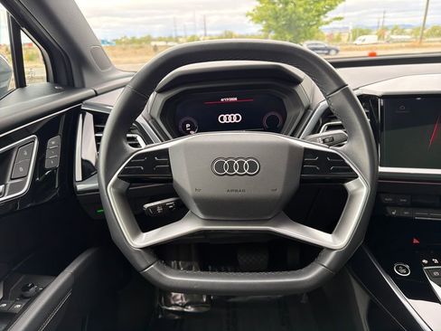 Used 2024 Audi Q4 e-tron Premium Plus w/ Premium Plus image 15