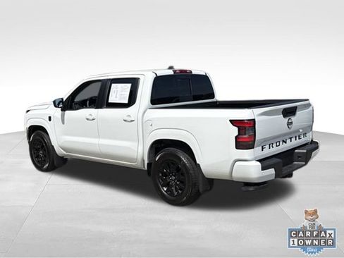 Certified 2026 Nissan Frontier SV w/ All-Weather Content Package RWD image 4