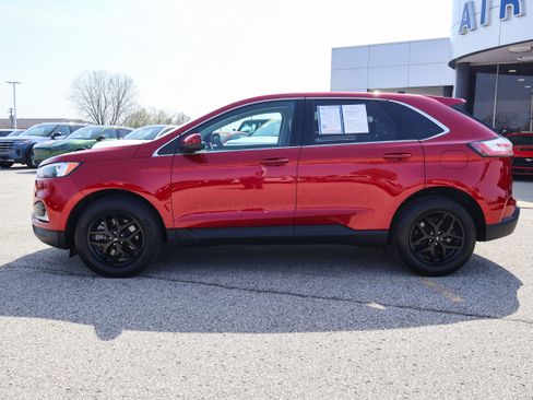 Used 2024 Ford Edge SEL w/ Convenience Package AWD/4WD image 2