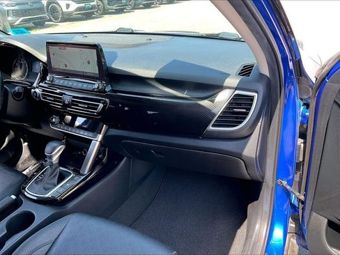 Used 2022 Kia Seltos EX AWD/4WD image 12