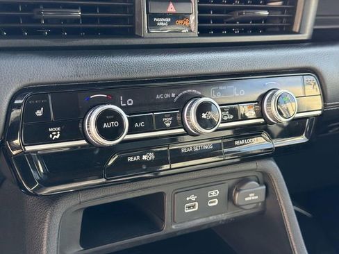 Used 2023 Honda Pilot EX-L image 37