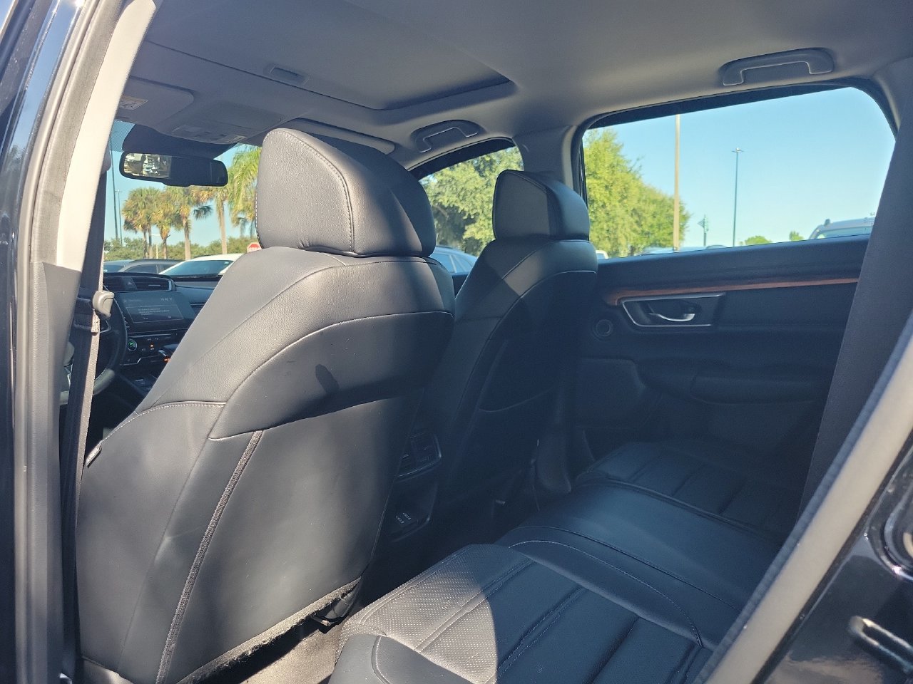 Used 2017 Honda CR-V Touring image 10