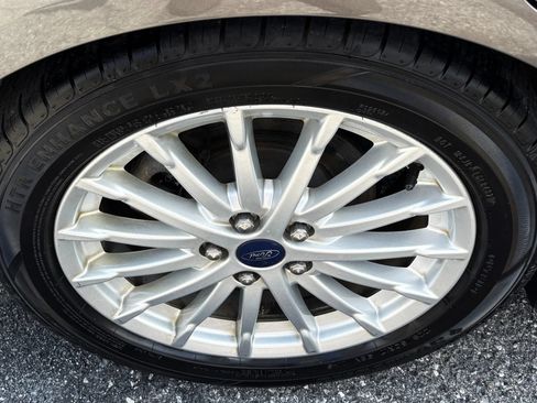 Used 2014 Ford C-MAX SEL w/ Equipment Group 302A FWD image 8