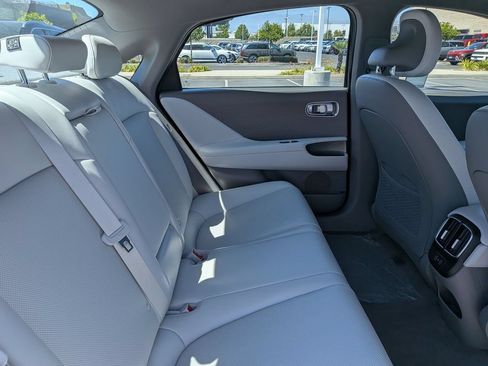 Used 2025 Hyundai Ioniq 6 SEL RWD image 30