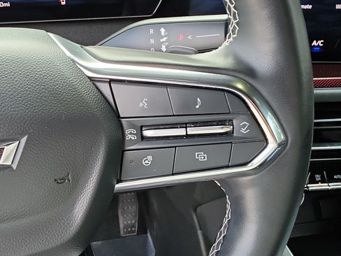 Used 2024 Chevrolet Traverse Z71 w/ LPO, Floor Liner Package AWD/4WD image 33