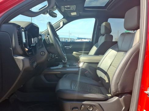 Used 2024 Chevrolet Silverado 1500 ZR2 w/ Technology Package image 16