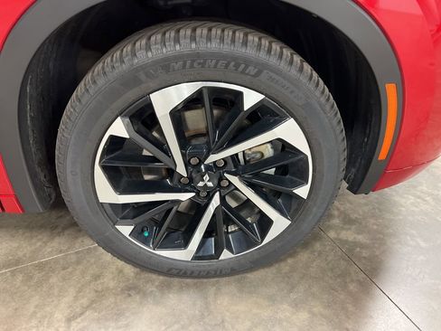 Used 2024 Mitsubishi Outlander SEL image 20