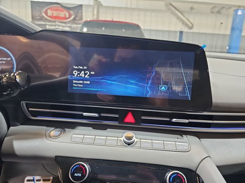 New 2026 Hyundai Elantra Sport FWD image 19