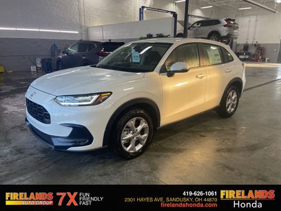 New 2025 Honda HR-V LX