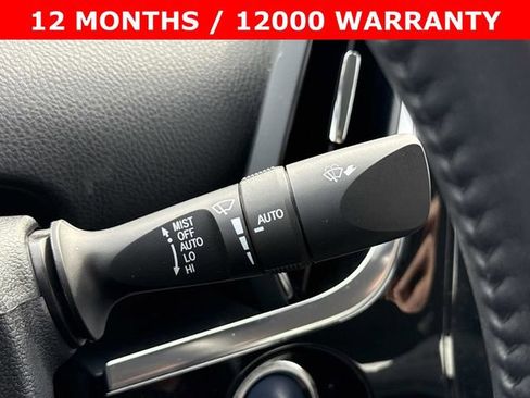 Used 2017 Toyota Prius Prime Advanced image 25