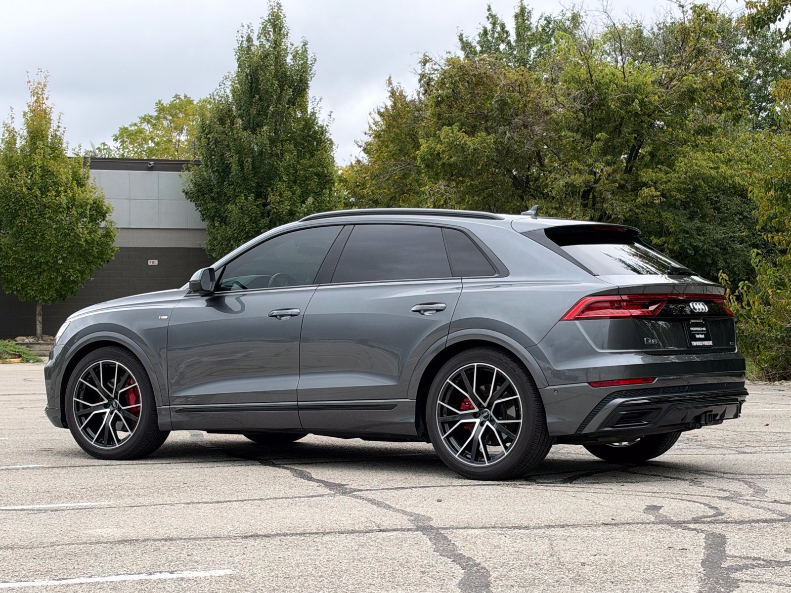 Used 2020 Audi Q8 Prestige w/ Prestige Package AWD/4WD image 3