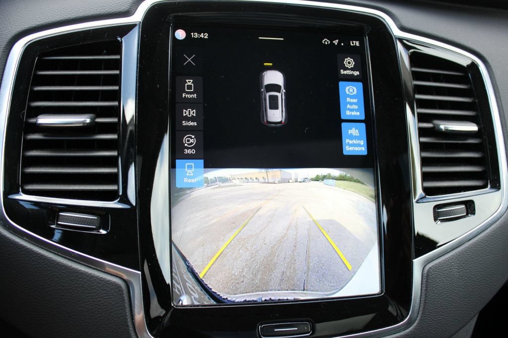 Used 2023 Volvo XC90 B6 Ultimate AWD/4WD image 33