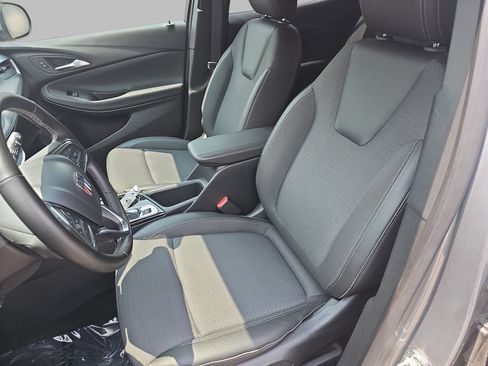 Certified 2024 Buick Encore GX Preferred w/ Comfort Package FWD image 19