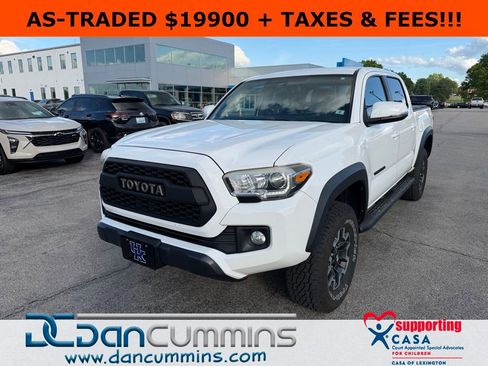Used 2016 Toyota Tacoma TRD Off-Road w/ Exterior Package AWD/4WD image 1