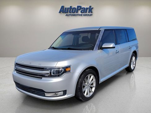 Used 2019 Ford Flex Limited FWD image 3