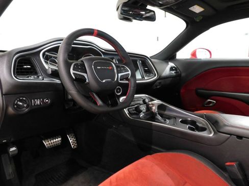 Used 2015 Dodge Challenger R/T Plus RWD image 28