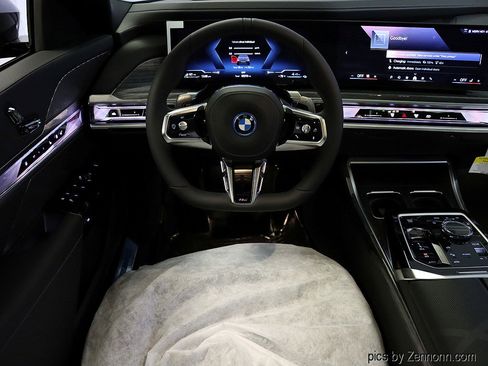 Used 2026 BMW 750e xDrive w/ Executive Package image 16