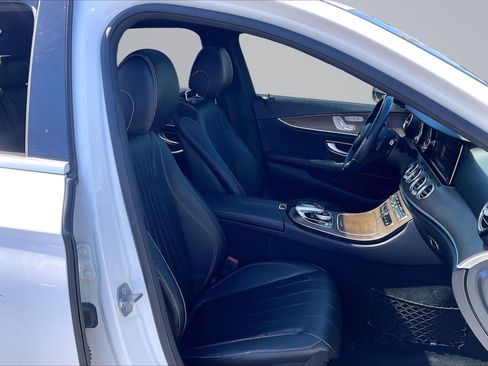 Used 2018 Mercedes-Benz E 300 image 7