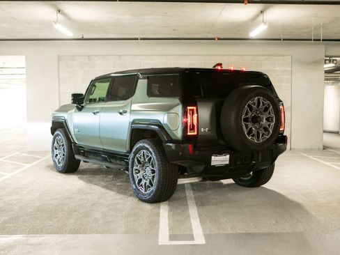 Used 2024 GMC Hummer EV 3X AWD/4WD image 3