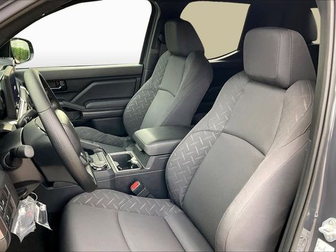 New 2026 Toyota Tacoma SR5 image 9