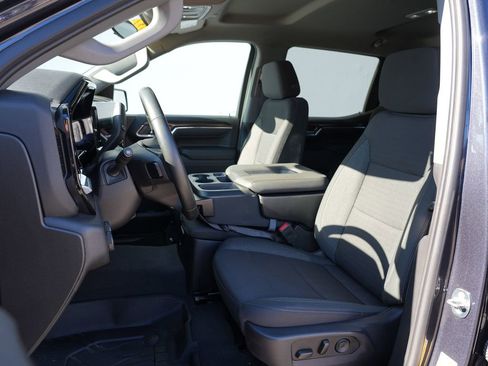 Used 2024 Chevrolet Silverado 1500 RST image 13