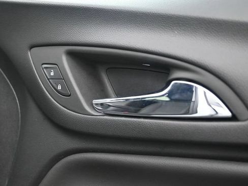Used 2024 Chevrolet Equinox LT AWD/4WD image 41