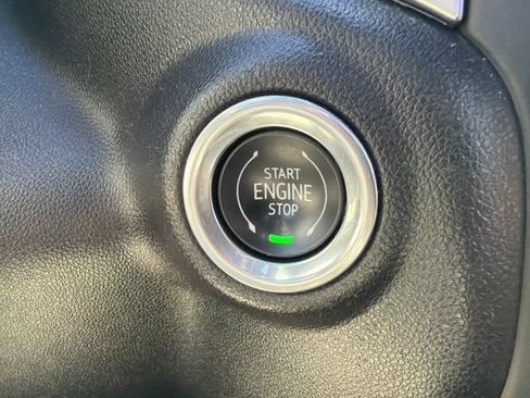 Used 2019 Chevrolet Silverado 1500 RST w/ All-Star Edition AWD/4WD image 36