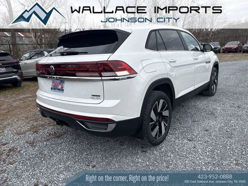New 2026 Volkswagen Atlas Cross Sport SE image 4