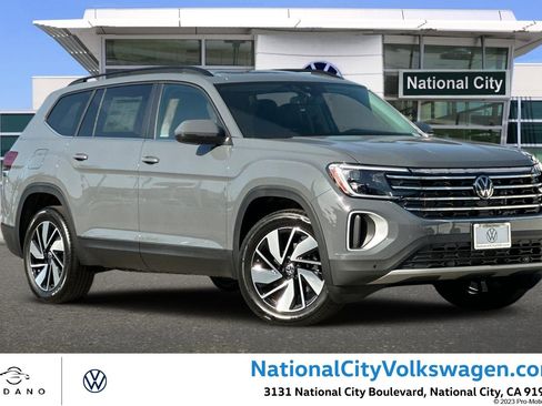 New 2026 Volkswagen Atlas SE image 1
