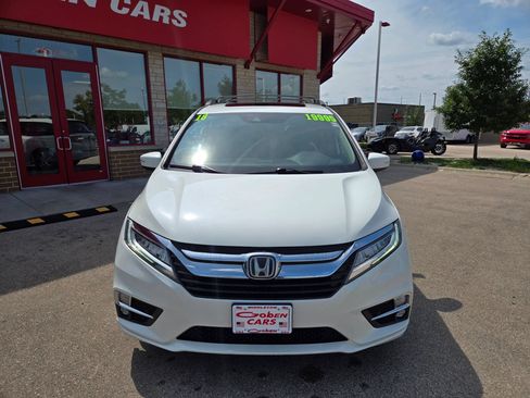 Used 2018 Honda Odyssey Elite image 2