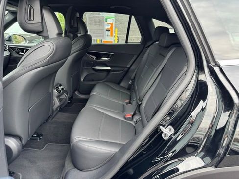 Used 2026 Mercedes-Benz GLC 300 4MATIC image 13
