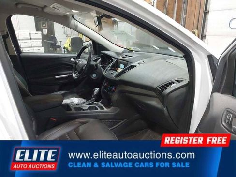Used 2018 Ford Escape SEL AWD/4WD image 9