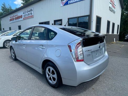 Used 2014 Toyota Prius Two FWD image 6