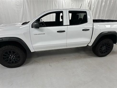 Used 2024 Chevrolet Colorado Trail Boss w/ Advanced Trailering Package image 6