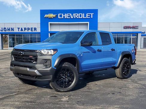 New 2026 Chevrolet Colorado Trail Boss w/ Midnight Edition AWD/4WD image 1