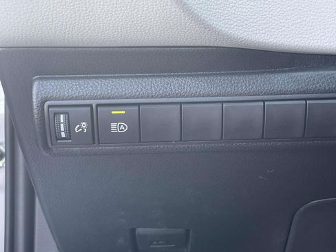 Used 2026 Toyota Corolla LE FWD image 17