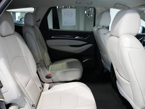 Used 2023 Buick Enclave Essence AWD/4WD image 20