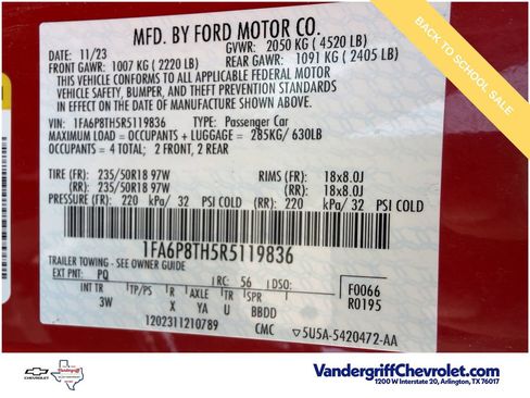 Used 2024 Ford Mustang Premium RWD image 31