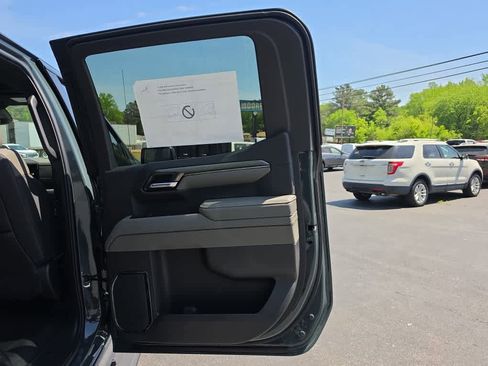 New 2026 Chevrolet Silverado 1500 ZR2 w/ LPO, Dark Essentials Package image 33