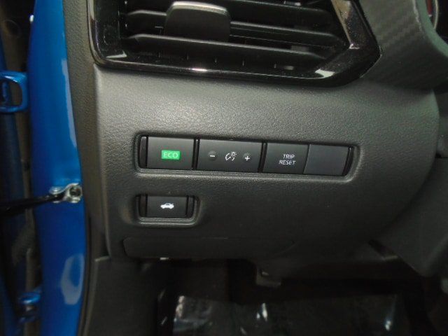 Used 2024 Nissan Sentra SV FWD image 15